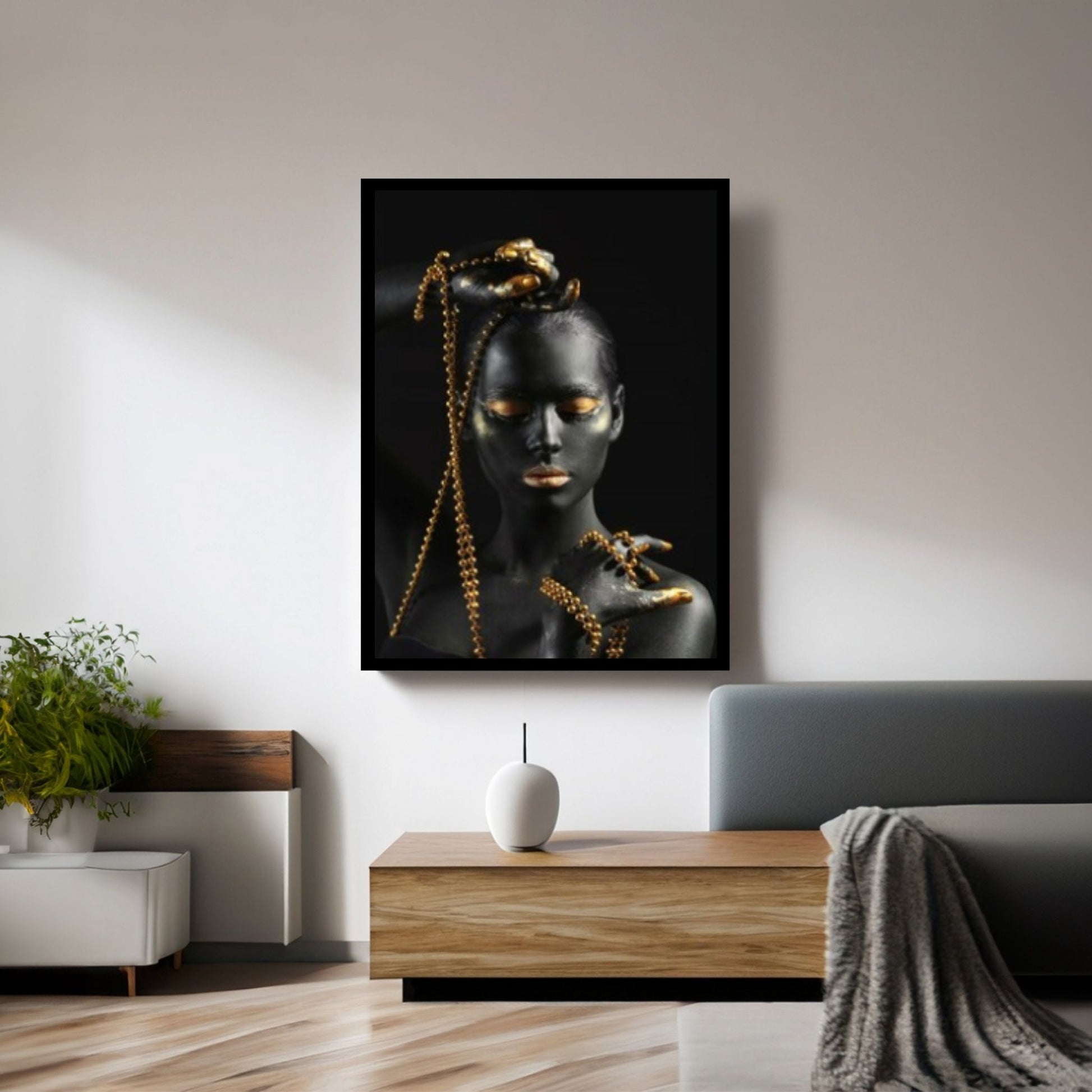 Gold Detailed Woman Canvas Wall Art, Gold Chain Canvas, Beautiful Woman Canvas Art - Y Canvas